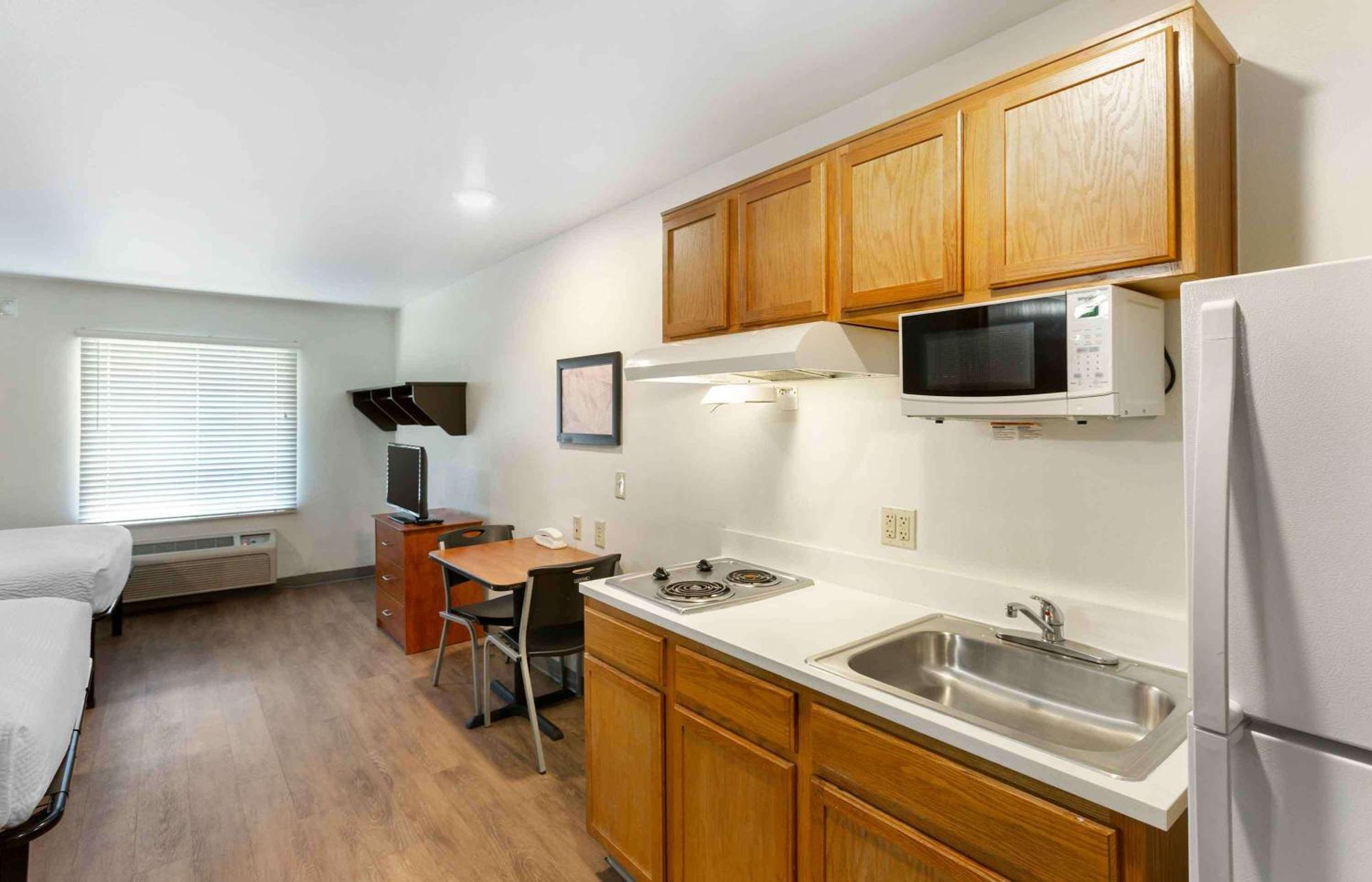 Extended Stay America Select Suites - Salt Lake City - Уест Вали Сити Екстериор снимка